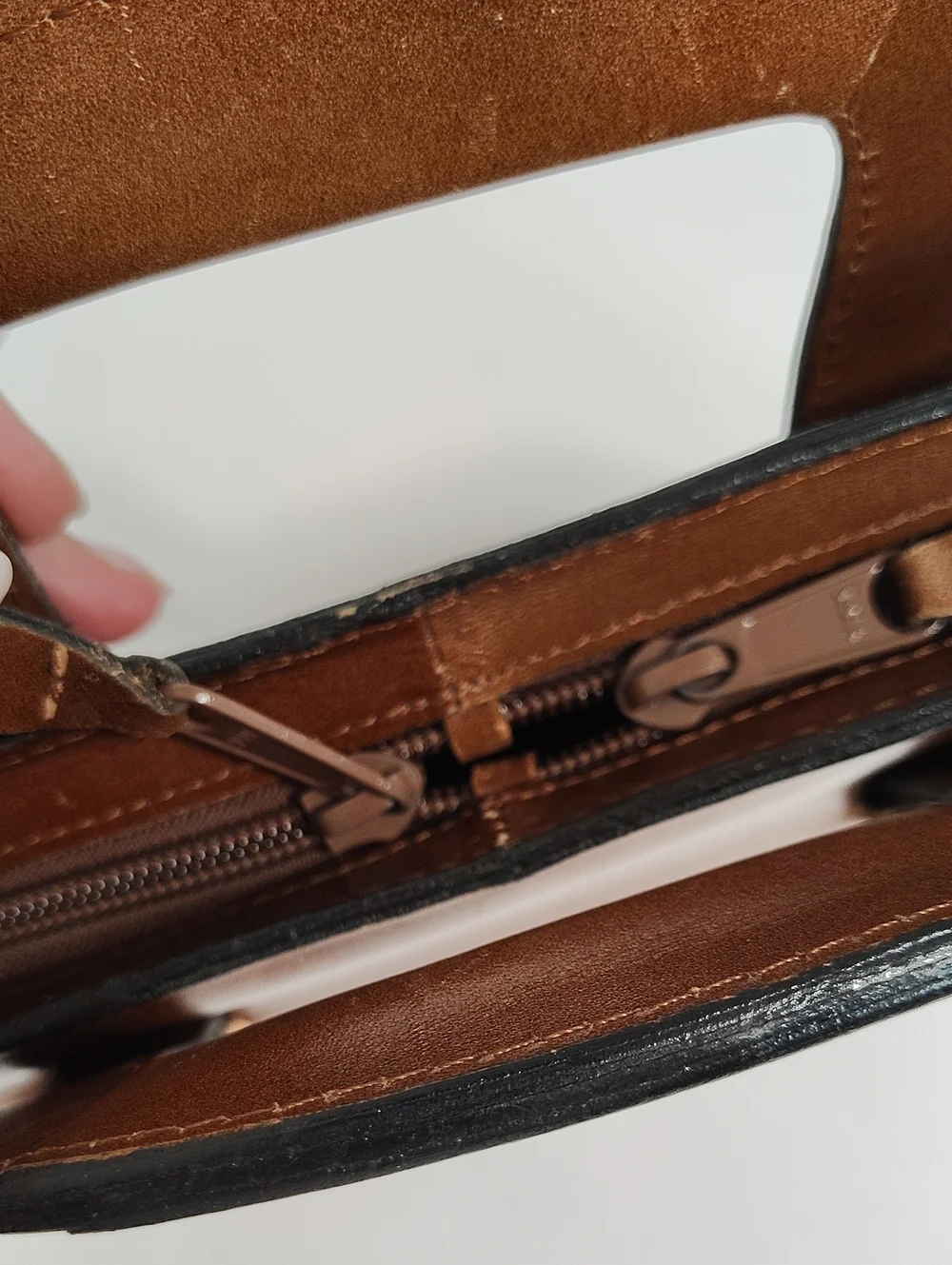 Vintage Classic Brown Leather Briefcase